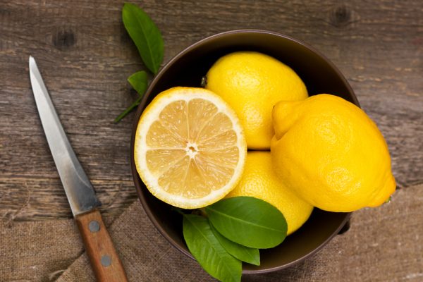 9 Easy Steps To Overcome Bad Breath Of Dogs Add lemon to the water bowl | Behaviour & Training