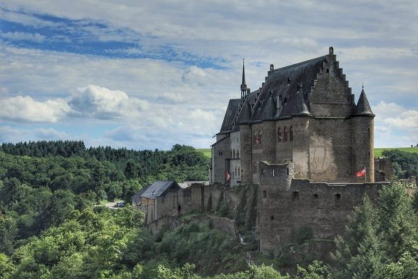 Top 10 Things to Plan Before Visiting Luxembourg 6 Top 10 Things to Plan Before Visiting Luxembourg Luxembourg old castle | Travel